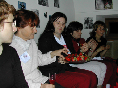 Born to be female 2004