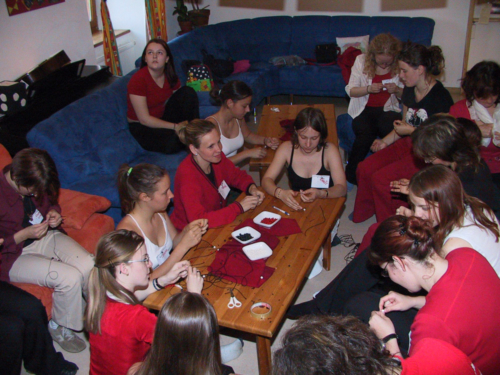 Born to be female 2004